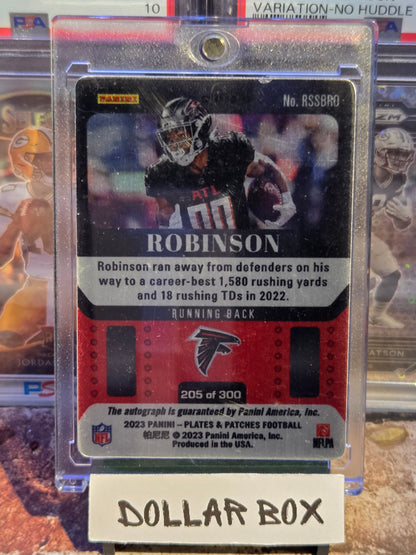 Bijan Robinson Rookie Auto /300