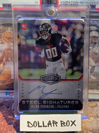 Bijan Robinson Rookie Auto /300